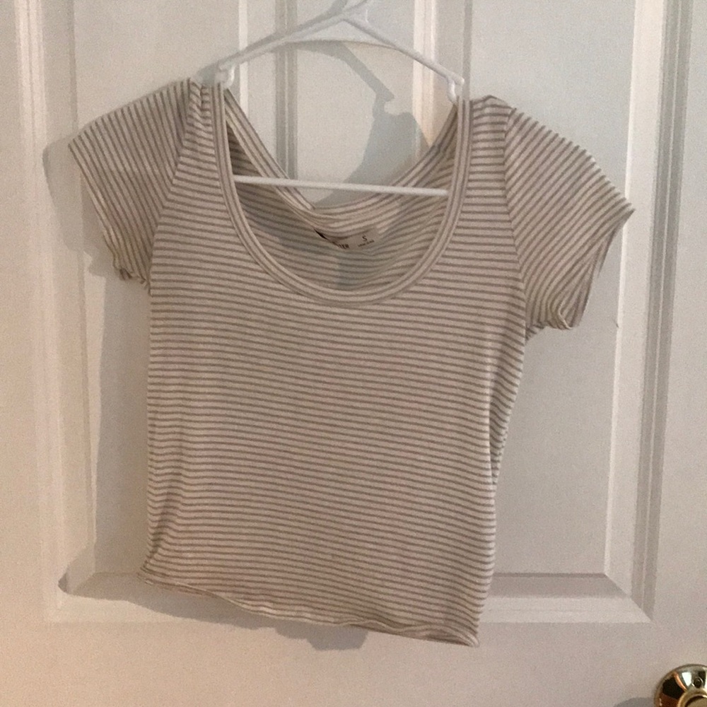 Crop tops